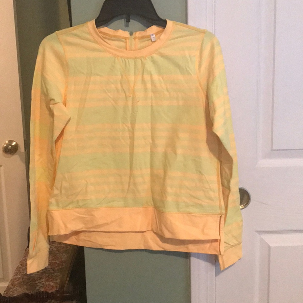 Lululemon shirt